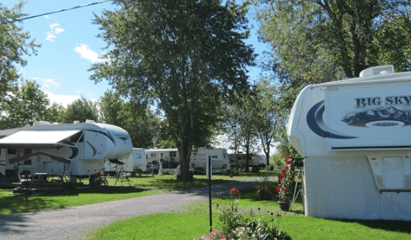 CAMPING LAC MINEUR Canadian Camping and RV Association