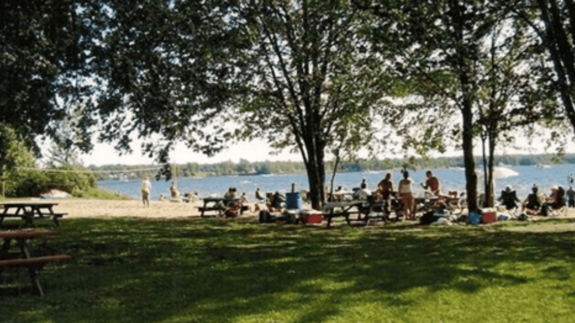 CAMPING DES CHUTESDELAROUGE Canadian Camping and RV Council